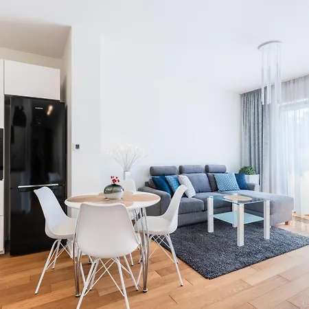 Apartment Apartamenty Homely Place Serce Poznania - Stary Rynek - Parking