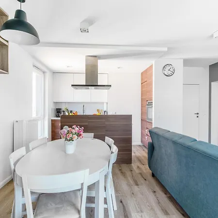 Apartamenty Homely Place Serce Poznania - Stary Rynek - Parking * Poznan