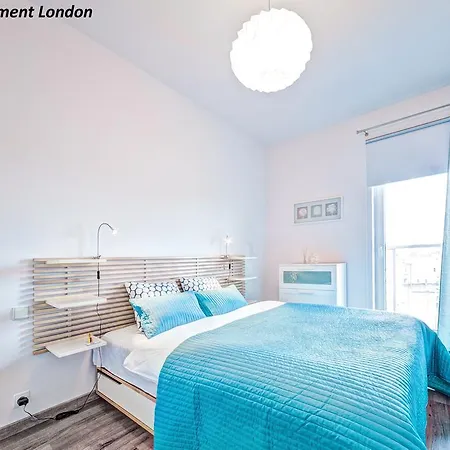 Apartamenty Homely Place Serce Poznania - Stary Rynek - Parking Poznan