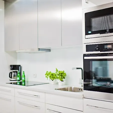 Apartamenty Homely Place Serce Poznania - Stary Rynek - Parking Apartment *