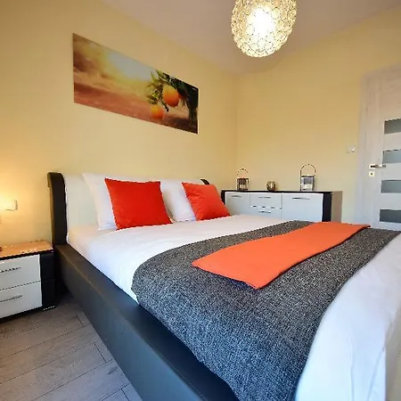 Apartamenty Homely Place Serce Poznania - Stary Rynek - Parking Poznan