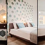 Apartamenty Homely Place Serce Poznania - Stary Rynek - Parking