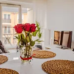 Apartamenty Homely Place Serce Poznania - Stary Rynek - Parking * Poznan