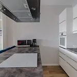 Apartamenty Homely Place Serce Poznania - Stary Rynek - Parking