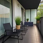 Apartamenty Homely Place Serce Poznania - Stary Rynek - Parking