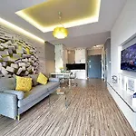 Apartamenty Homely Place Serce Poznania - Stary Rynek - Parking Apartment *