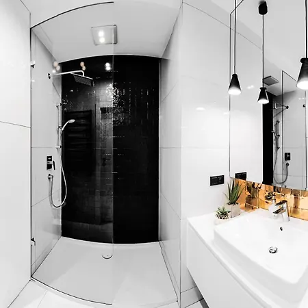 Homely Place Serce Poznania - Stary Rynek - Parking Apartament Poznań