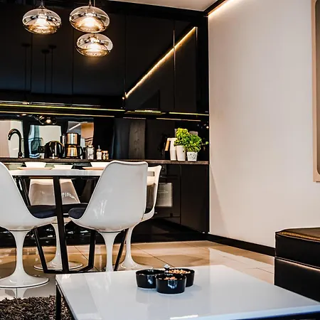 Homely Place Serce Poznania - Stary Rynek - Parking Apartament