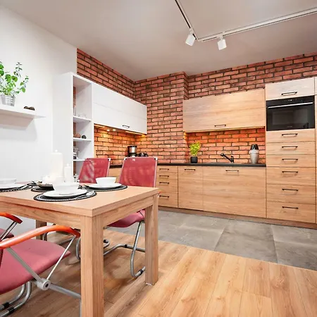 Apartament Homely Place Serce Poznania - Stary Rynek - Parking