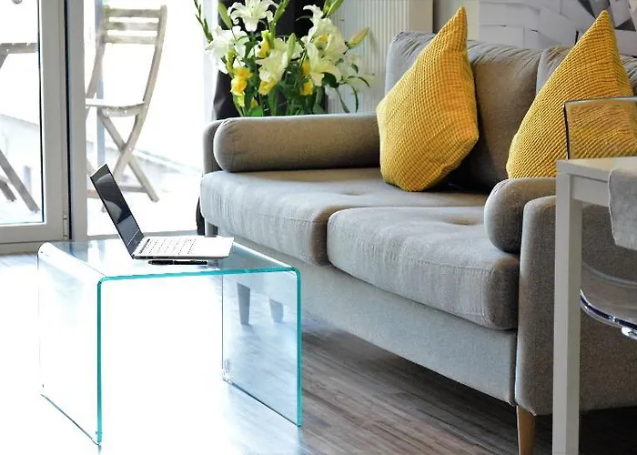 Daire Homely Place Serce Poznania - Stary Rynek - Parking